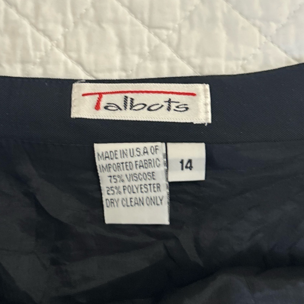 Talbots Fully Lined Black Midi Skirt. Size 14. #Career #professional #minimalist - Picture 4 of 7